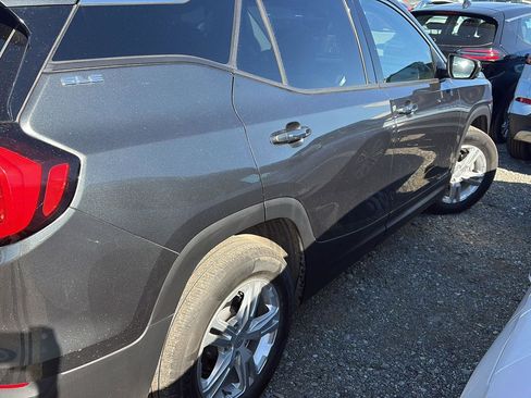Used 2020 GMC Terrain SLE image 5