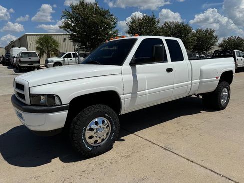 Used 1998 Dodge Ram 3500 Truck 4x4 Quad Cab image 47