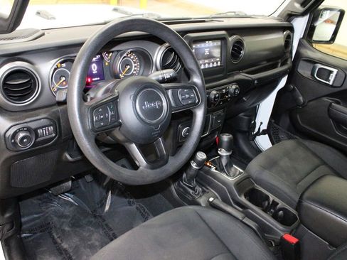 Used 2022 Jeep Wrangler Unlimited Sport image 20