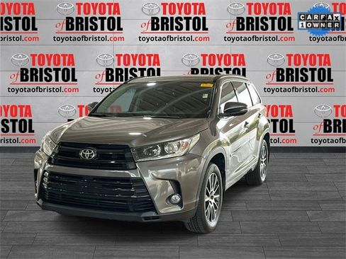 Used 2017 Toyota Highlander SE image 8