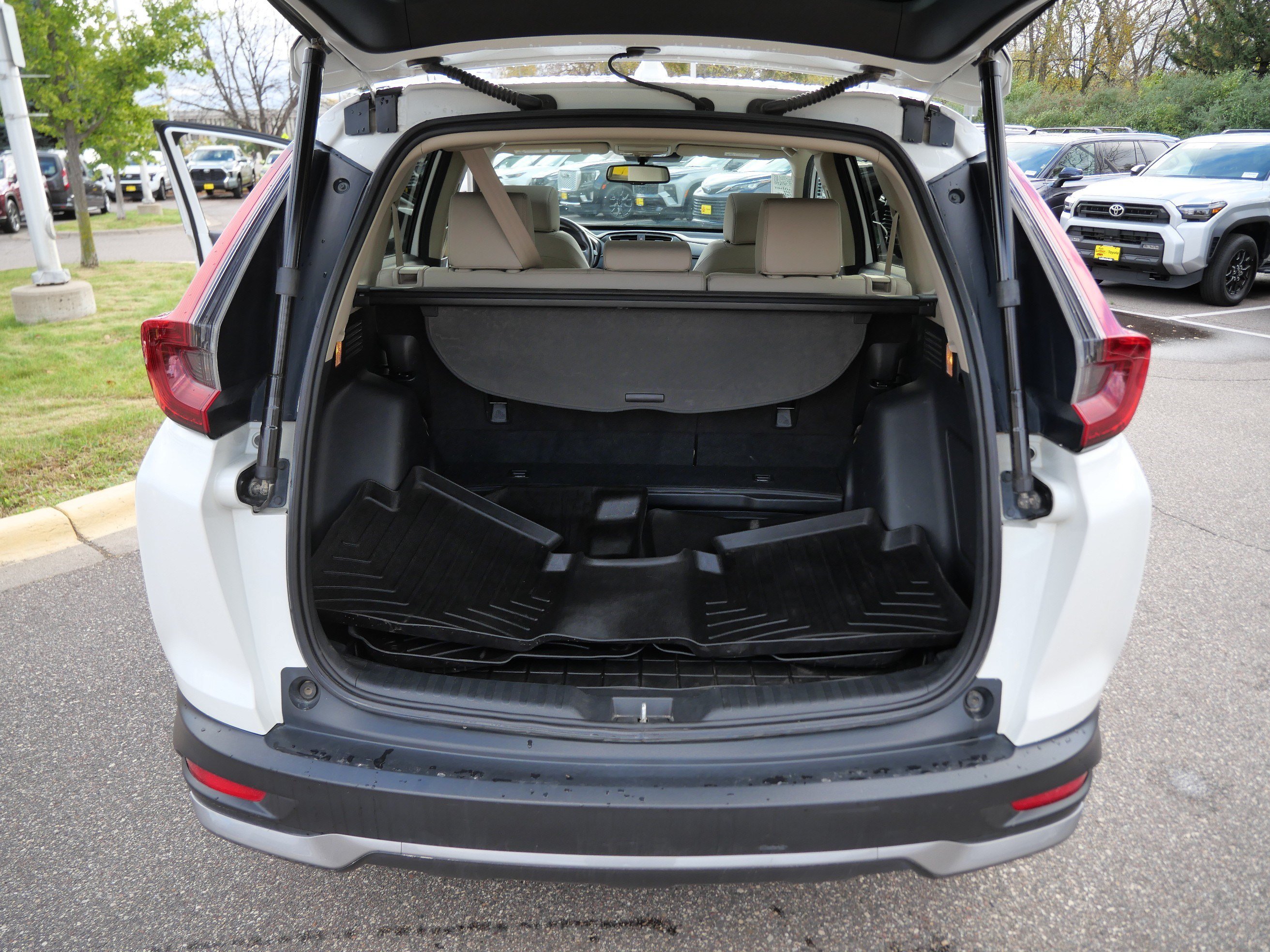 Used 2021 Honda CR-V Touring image 18