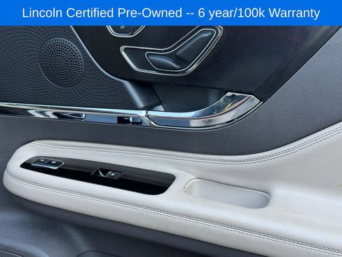 Used 2023 Lincoln Corsair FWD image 10