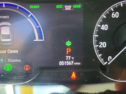 Used 2019 Honda Insight Touring image 16