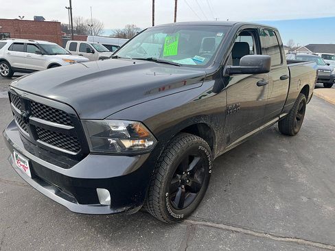 Used 2018 RAM 1500 Express w/ Express Value Package image 4