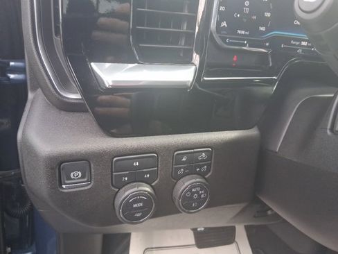 Certified 2025 Chevrolet Silverado 2500 LT w/ All Star Edition image 29