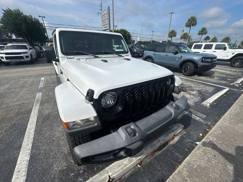 Used 2022 Jeep Gladiator Sport AWD/4WD image 20