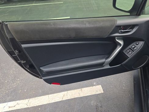 Used 2017 Toyota 86 image 12