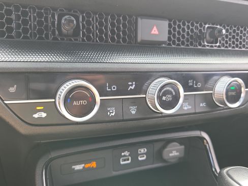 Used 2023 Honda CR-V Sport image 11