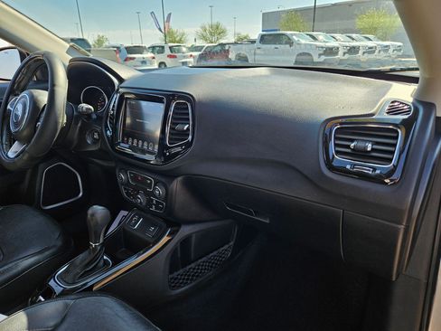 Used 2019 Jeep Compass Limited FWD image 27