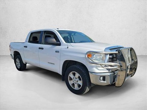 Used 2014 Toyota Tundra SR5 image 3
