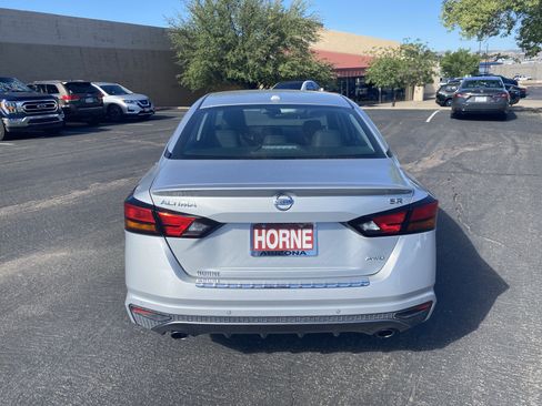 Used 2022 Nissan Altima 2.5 SR AWD/4WD image 3