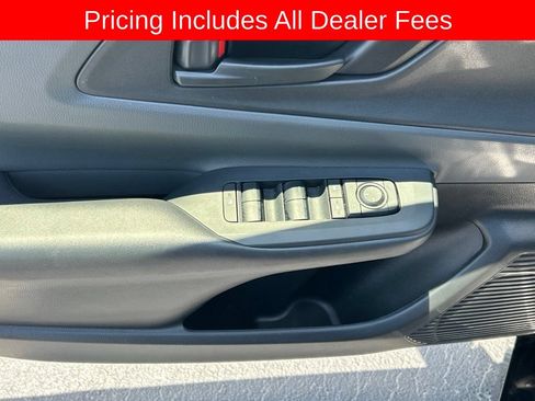 Used 2024 Toyota Prius LE FWD image 3