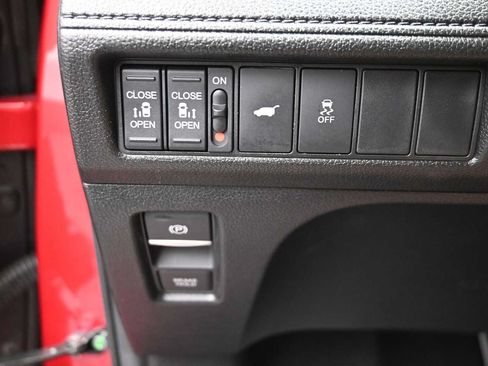 Used 2025 Honda Odyssey Sport-L image 26