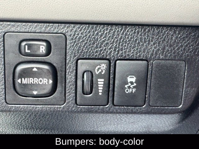 Used 2015 Toyota RAV4 LE AWD/4WD image 37