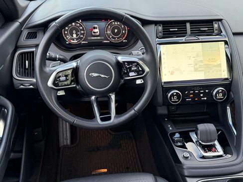 Used 2021 Jaguar E-PACE SE AWD/4WD image 12