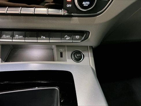 Certified 2024 Audi Q5 2.0T Premium Plus w/ Premium Plus Package image 36