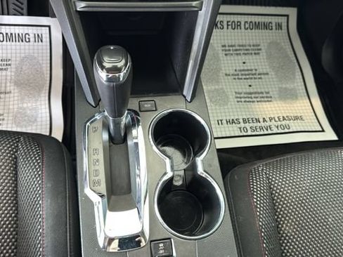 Used 2017 GMC Terrain SLE w/ Technology Package FWD image 13