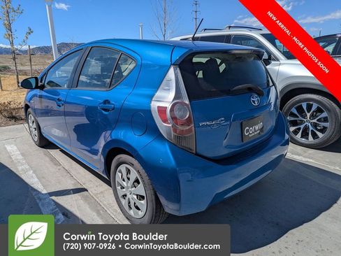 Used 2014 Toyota Prius C Two image 5