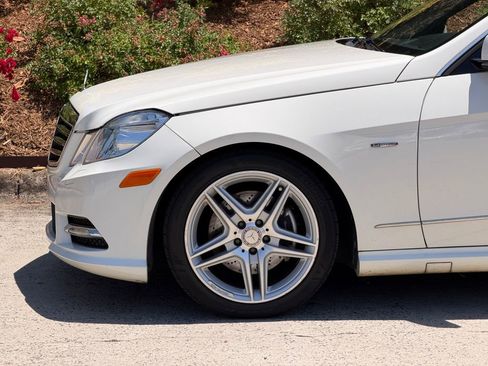 Used 2012 Mercedes-Benz E 350 Sedan image 9