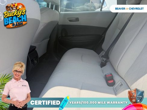 Used 2025 Toyota Corolla Cross LE FWD image 9