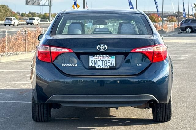 Used 2017 Toyota Corolla LE w/ Carpet Mat Package (TMS) FWD image 5