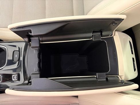 Used 2021 Buick Envision Preferred FWD image 34
