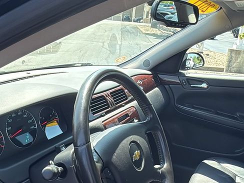 Used 2011 Chevrolet Impala LT w/ Luxury Edition Package FWD image 25