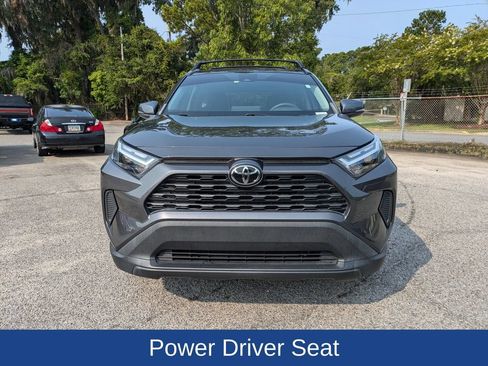 Used 2022 Toyota RAV4 XLE w/ Convenience Package FWD image 10