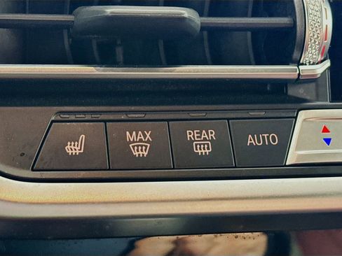 Used 2023 BMW X3 xDrive30i w/ Premium Package image 17