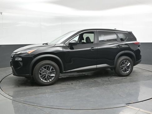 Used 2024 Nissan Rogue S AWD/4WD image 9