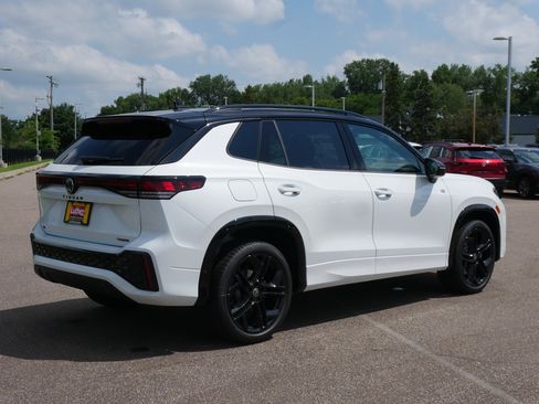 New 2026 Volkswagen Tiguan SE R-Line AWD/4WD image 3