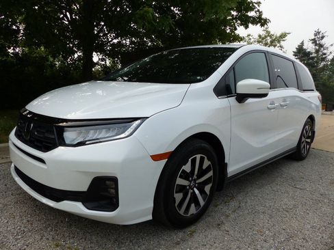 Used 2025 Honda Odyssey EX-L image 6