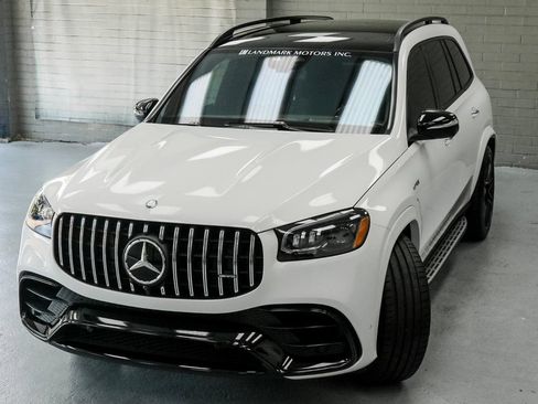 Used 2026 Mercedes-Benz GLS 63 AMG 4MATIC image 9