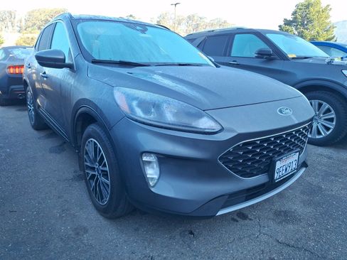 Certified 2022 Ford Escape SEL w/ Technology Package image 7