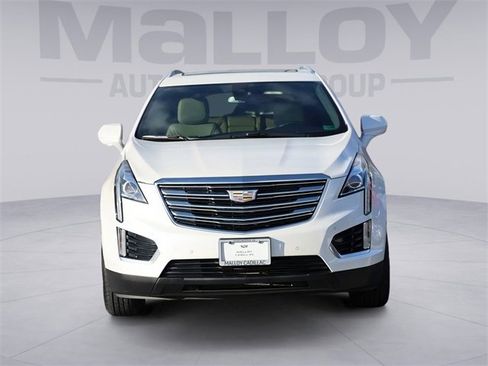 Used 2018 Cadillac XT5 Luxury w/ Driver Awareness Package image 2