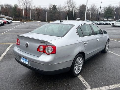 Used 2010 Volkswagen Passat Komfort image 7