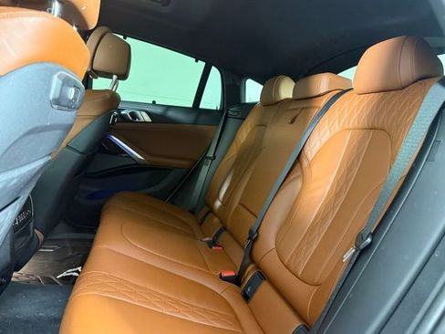 Used 2025 BMW X6 xDrive40i AWD/4WD image 21