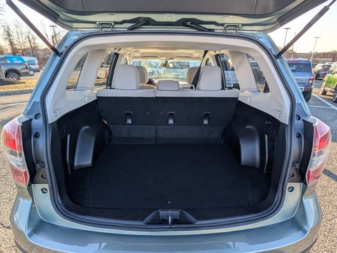 Used 2014 Subaru Forester 2.5i Premium image 12