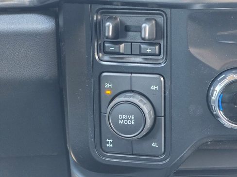 New 2025 Ford F350 Lariat w/ Lariat Ultimate Package image 16