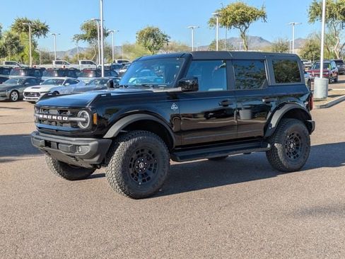 New 2026 Ford Bronco Outer Banks w/ Sasquatch Package image 34