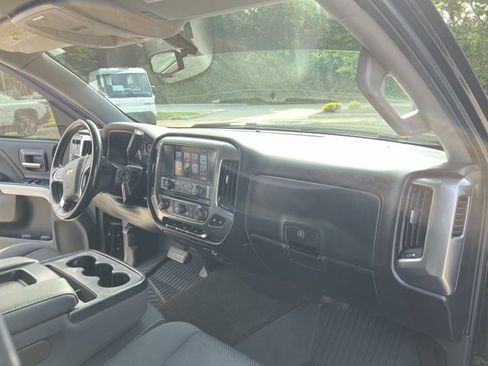 Used 2018 Chevrolet Silverado 1500 LT w/ All Star Edition AWD/4WD image 29