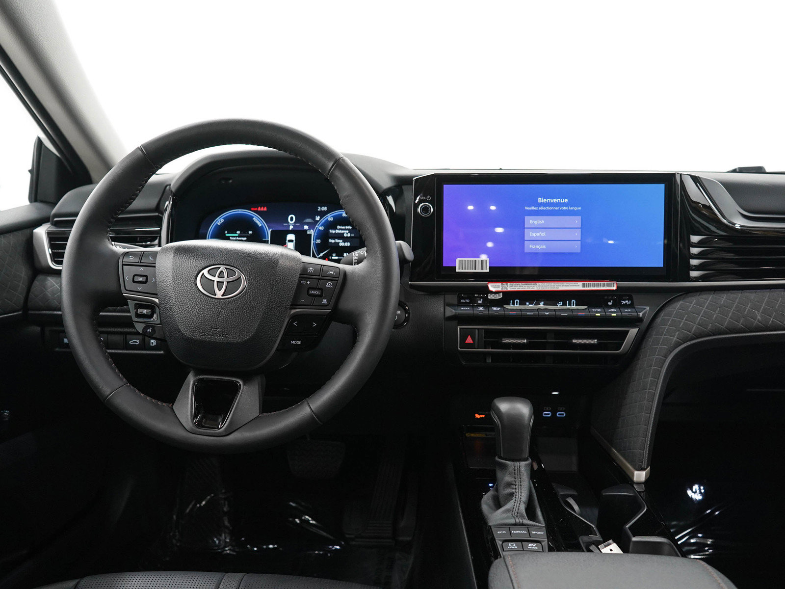 Used 2026 Toyota Camry XLE AWD/4WD image 14