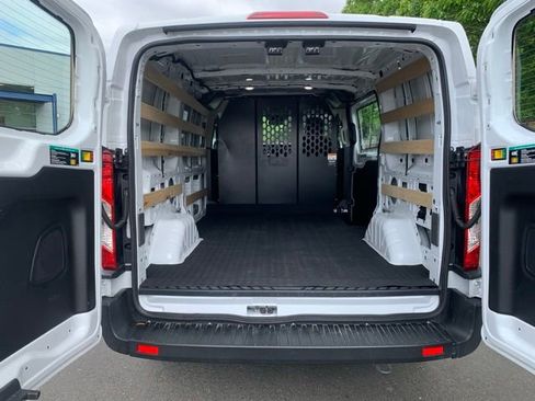 Used 2025 Ford Transit 250 Low Roof w/ Exterior Upgrade Package RWD image 5