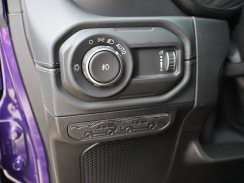 New 2026 Jeep Wrangler Unlimited Sahara AWD/4WD image 19