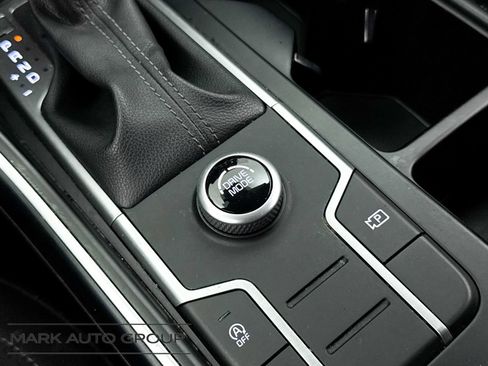 Used 2021 Kia Sorento LX FWD image 10
