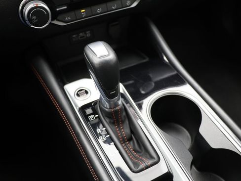 Used 2024 Nissan Altima 2.5 SR image 24