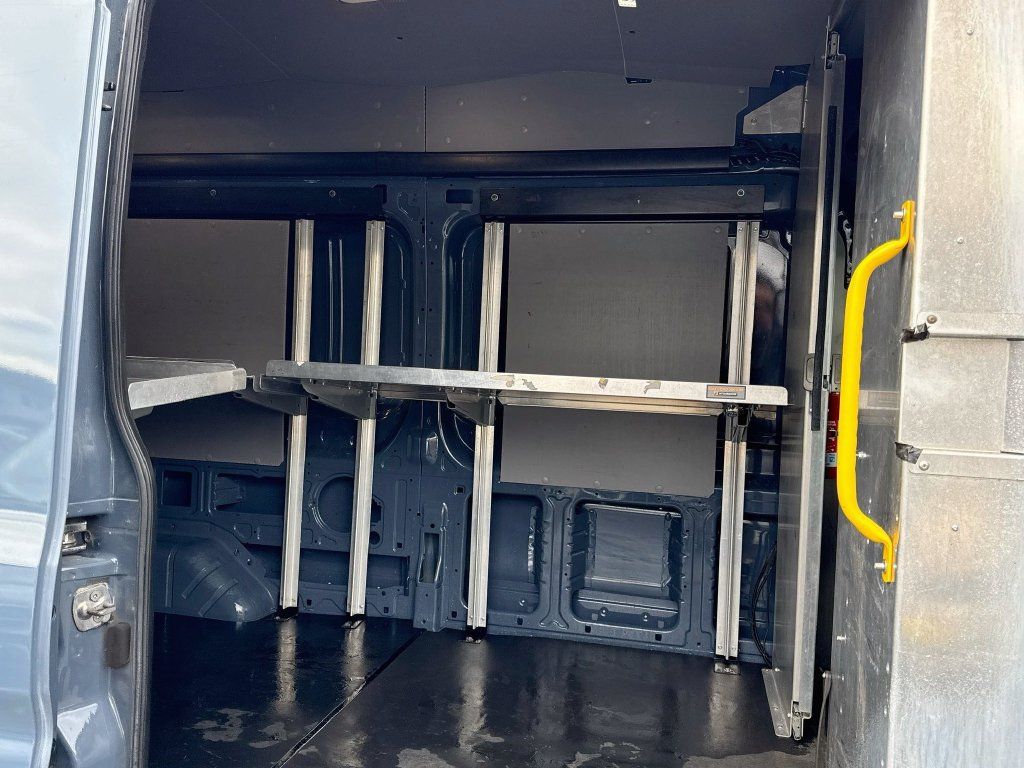 Used 2020 Ford Transit 250 148 High Roof Extended RWD image 10