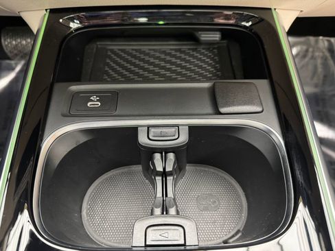 Used 2026 Mercedes-Benz GLB 250 GLB 250 image 16