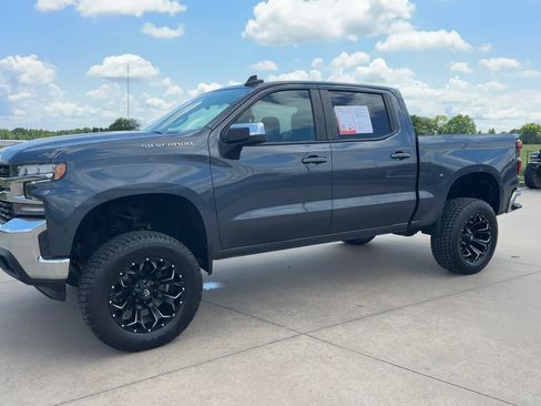 Used 2021 Chevrolet Silverado 1500 LT w/ Fleet Comfort Package AWD/4WD image 5