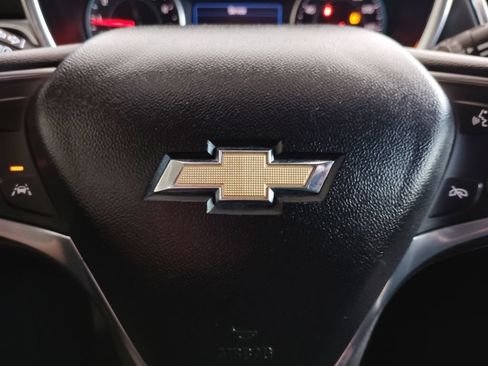 Used 2020 Chevrolet Equinox LT FWD image 30